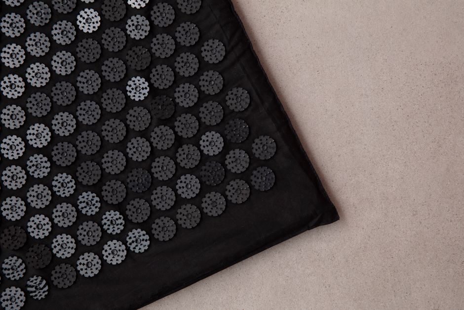 The Benefits of Using an Acupressure Mat for Wellness