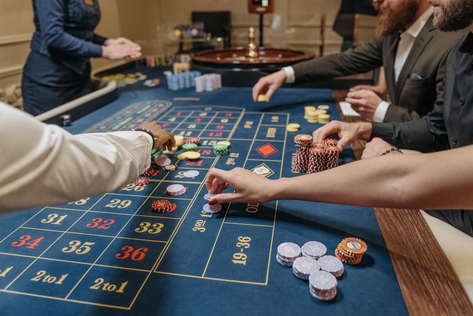 The Ultimate Guide to Casino Slots: Strategies and Insights