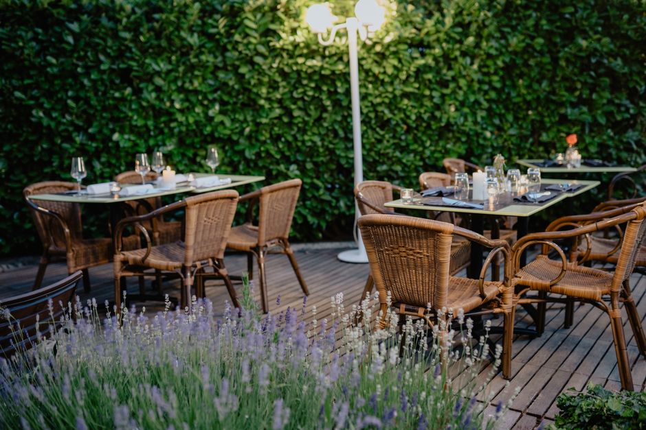 Creating the Perfect Terrace: Design Ideas and Practical Tips