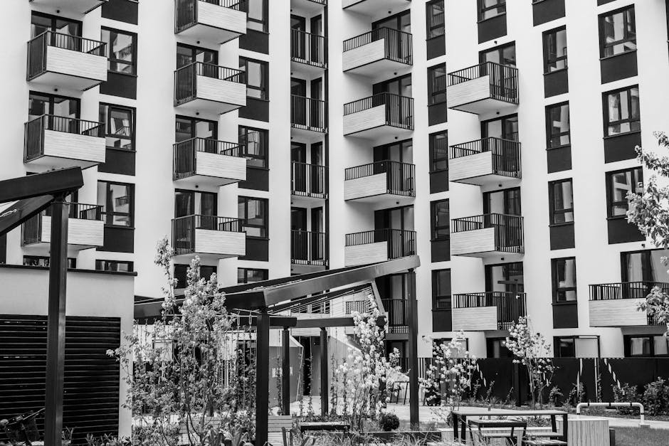 Navigating the Complex World of Real Estate in 2023