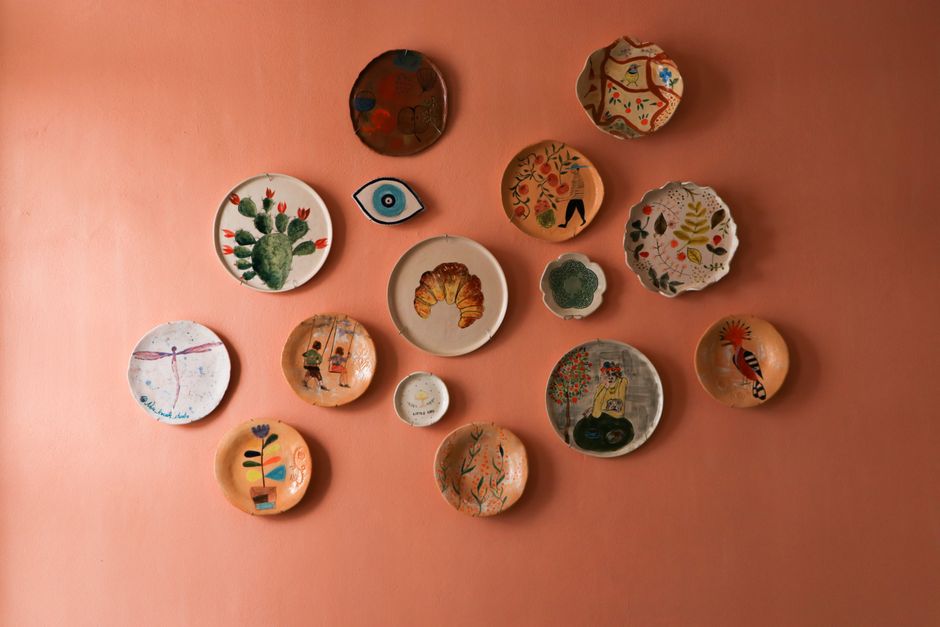 Explorando el Arte de Talleres de Placas y Pintura
