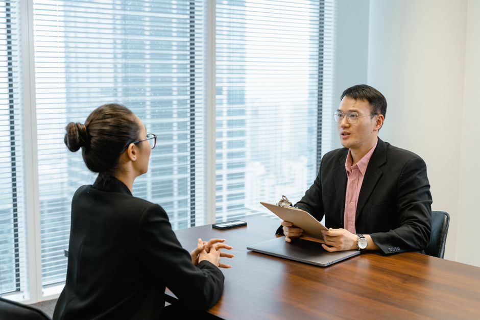 Navigating the Complex World of HR Compliance Consulting